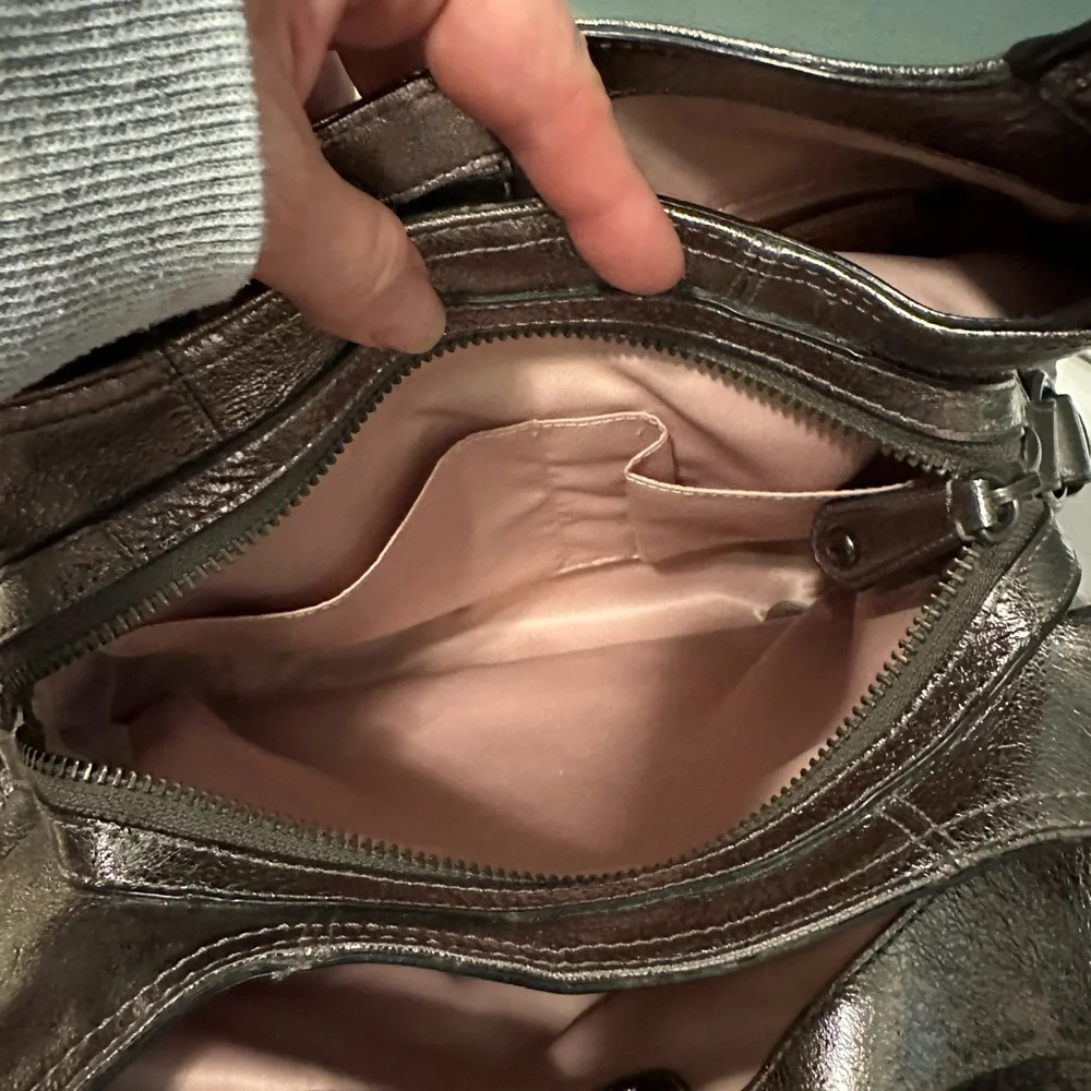 Coach Maggie metallic gunmetal shoulder bag - Picture 9 of 9